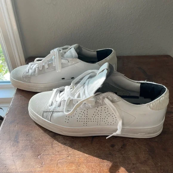 P448 size 40 white and silver faux-fur sneakers - Picture 1 of 9